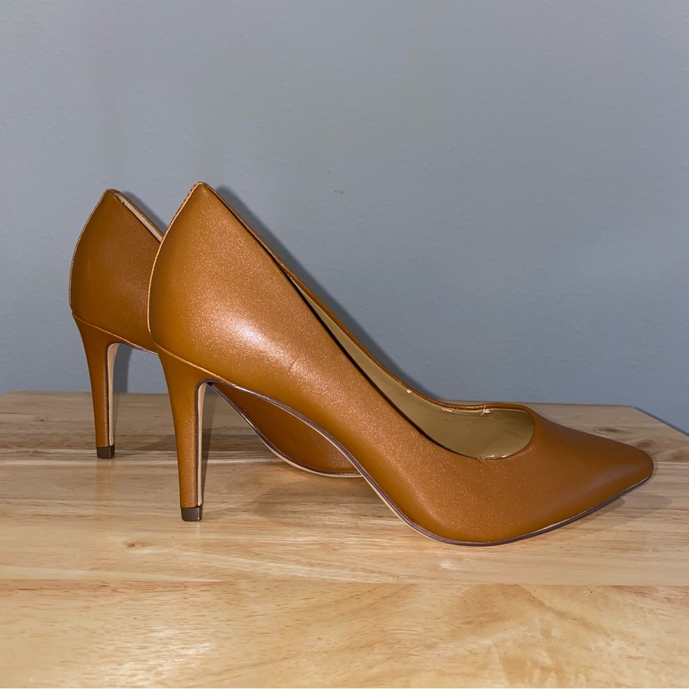 14th & Union Brown Heels